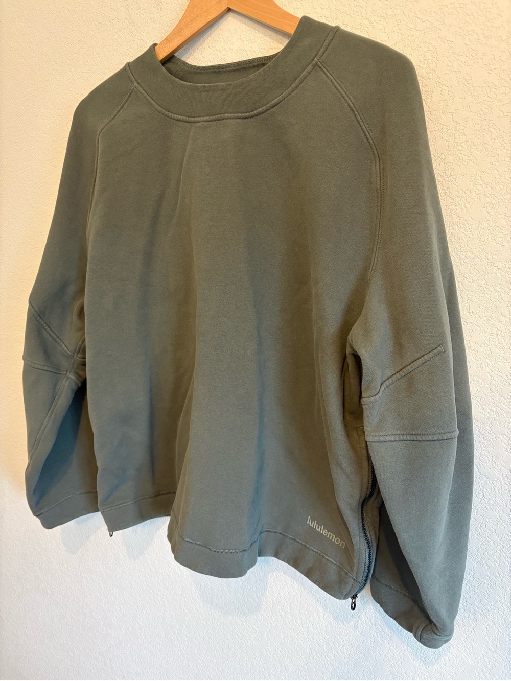 Lululemon Olive Green Zip Sleeve Pullover Sweatshirt Crewneck Oversized - Picture 3 of 12